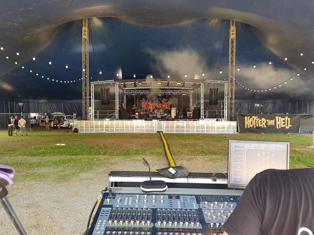 10214368379657010 798901946388003531 O