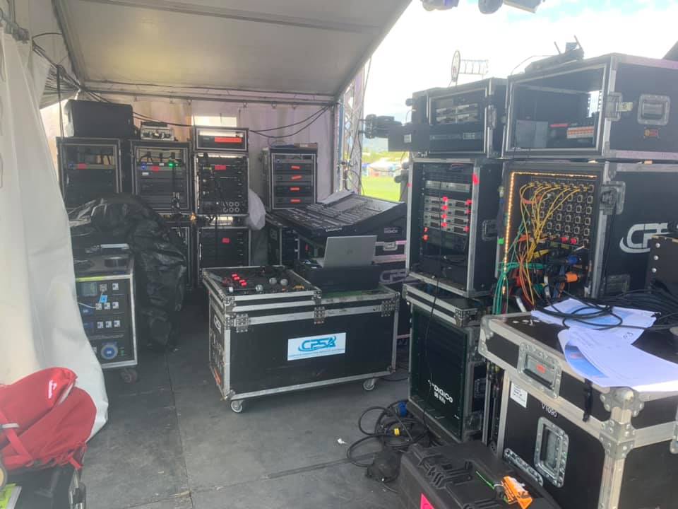 10157452304159277 6785507844700504064 N